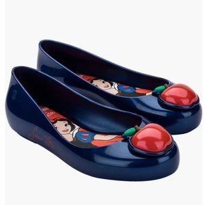 Mini Melissa Sweet Love Disney Princess Flat Snow White Size 2 girls BNIB!